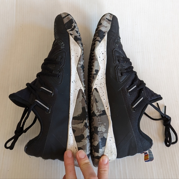 REEBOK men's Jj III Cross Training Black Pure Gray Shoes Sneakers - Picture 11 of 12